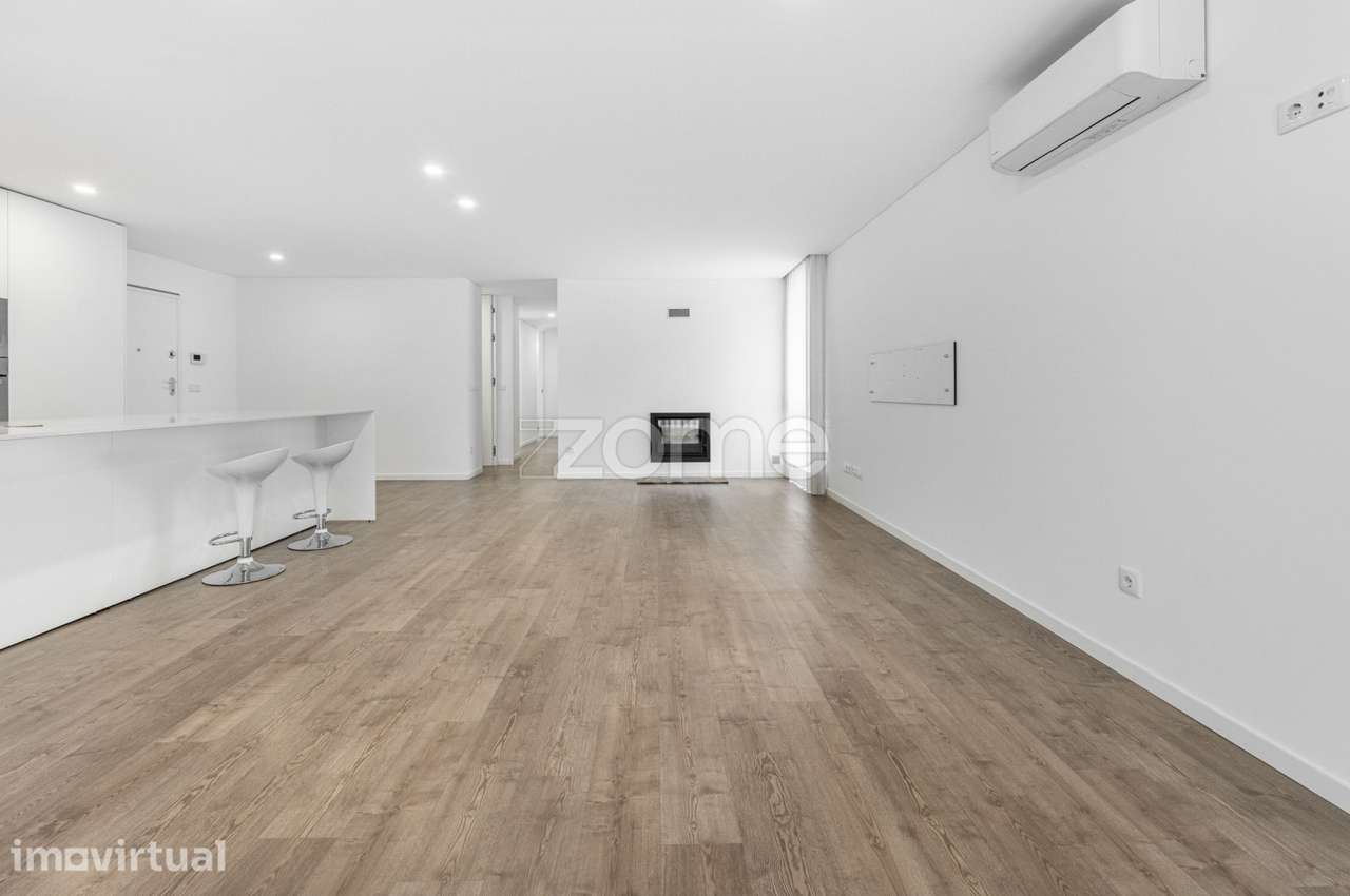 T3 Semi-Novo p/ Arrendamento em Tenões, Braga - Grande imagem: 4/37