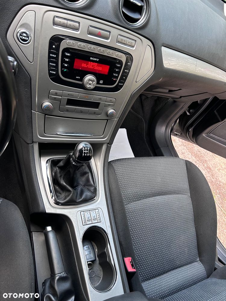 Ford Mondeo 2.0 Sport - 10