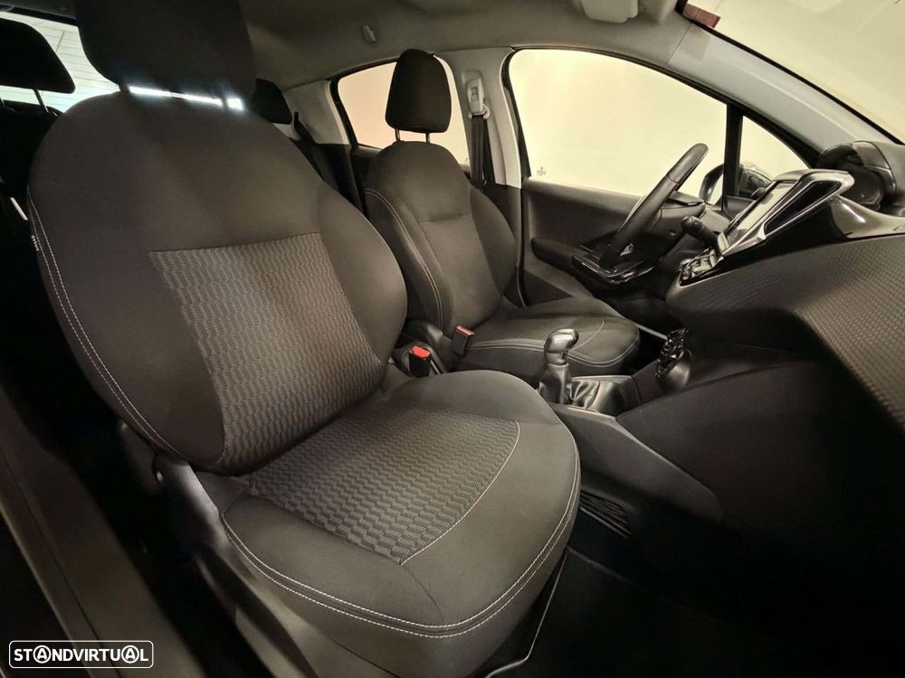 Peugeot 208 1.6 BlueHDi Style - 12