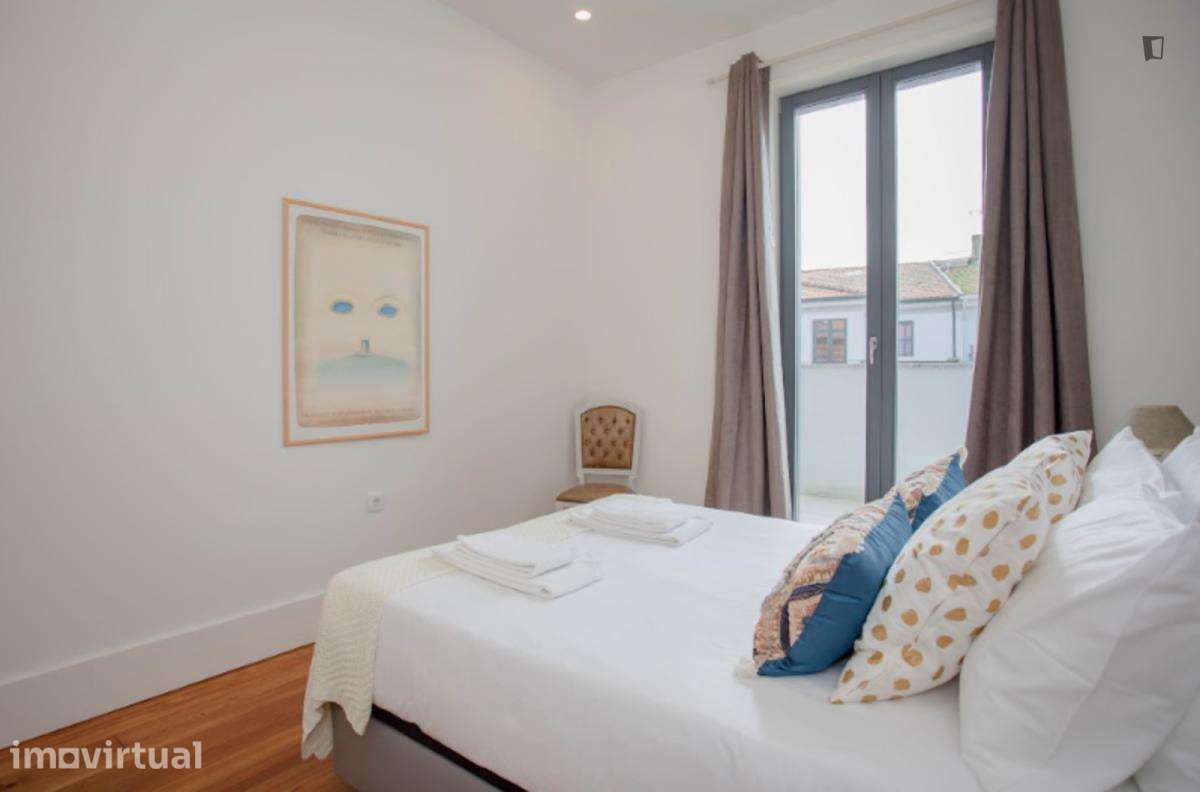 Apartamento com 2 quartos - localizado em Miragaia Porto - Grande imagem: 5/24
