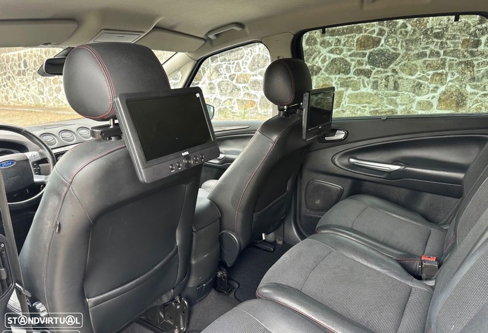 Ford S-Max 2.2 TDCi Titanium 7L - 25