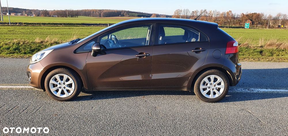 Kia Rio 1.2 M - 4