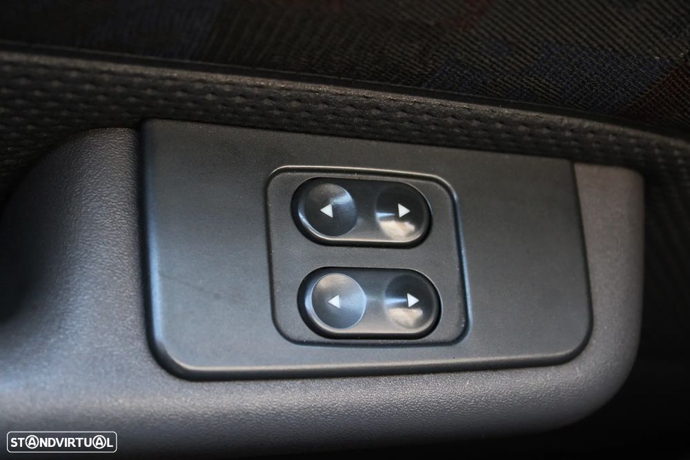 Fiat Punto Sport 16V - 39