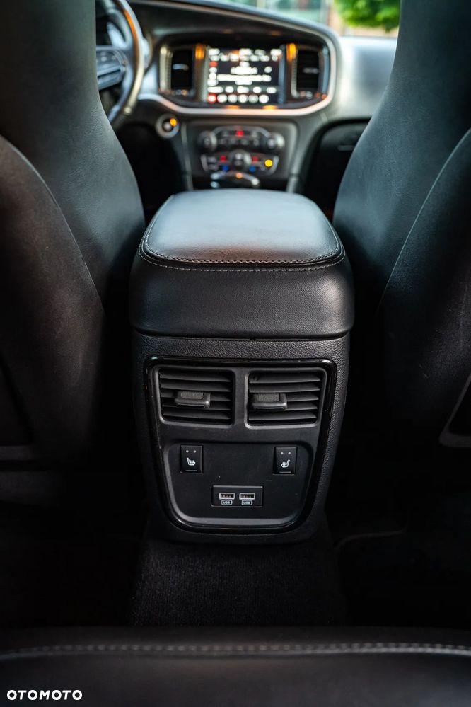 Dodge Charger 5.7 R/T Daytona - 31