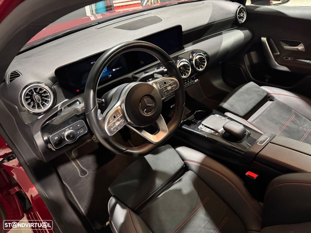 Mercedes-Benz A 250 e AMG Line - 28