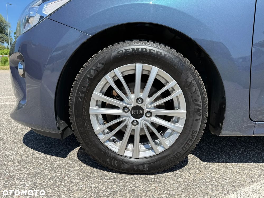 Kia Rio 1.2 Business Line - 30