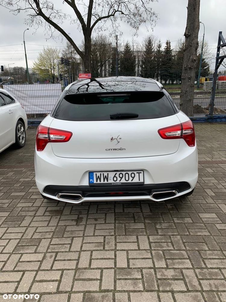 Citroën DS5 1.6 THP SoChic - 2