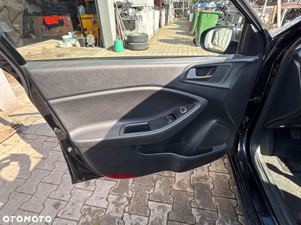 Hyundai i20 - 14