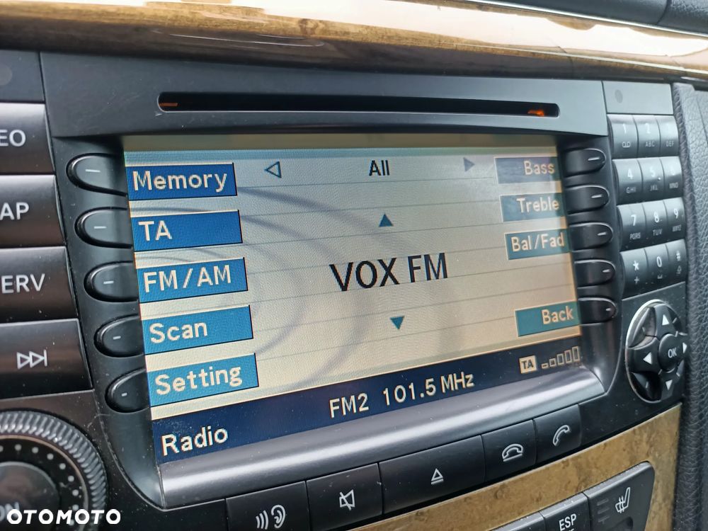 Mercedes-Benz Klasa E 220 CDI Automatik Avantgarde - 27