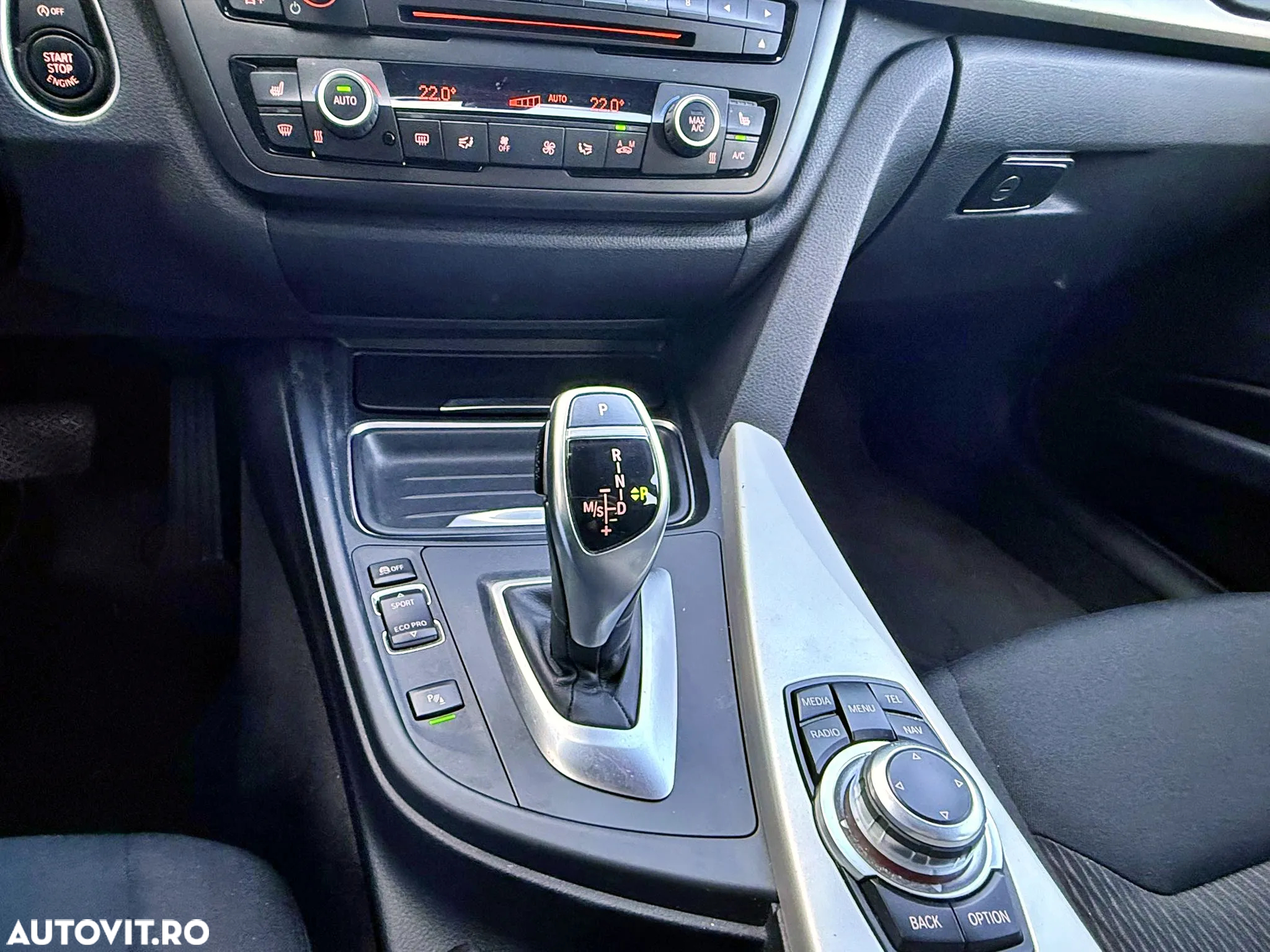 BMW Seria 3 320d xDrive Sport-Aut. - 4
