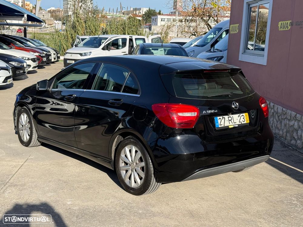 Mercedes-Benz A 180 d Style - 14