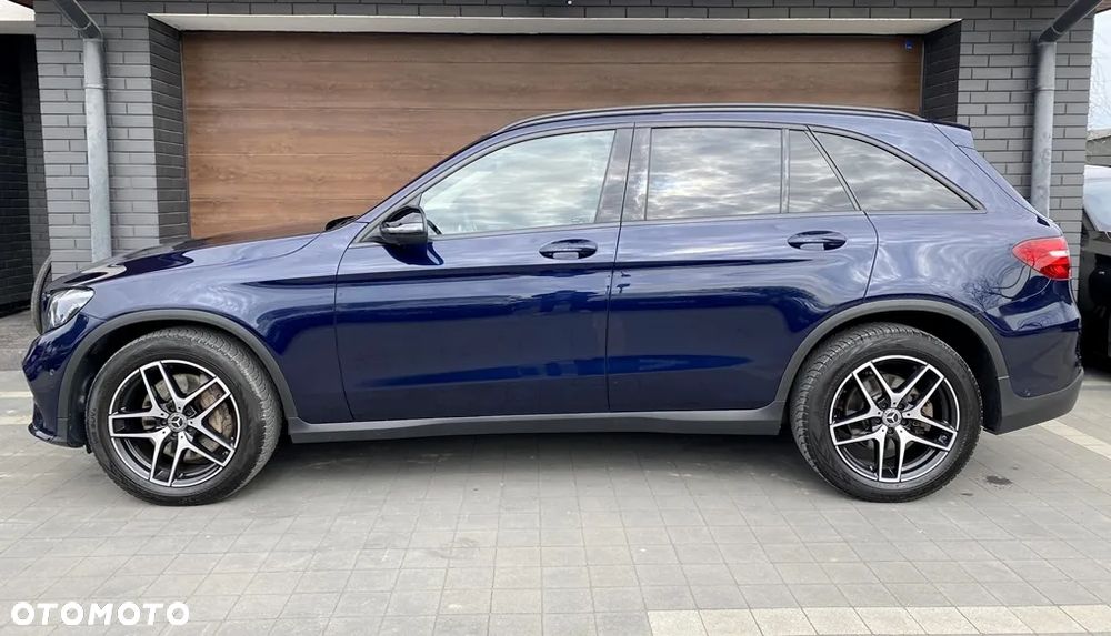 Mercedes-Benz GLC 220 d 4-Matic - 4