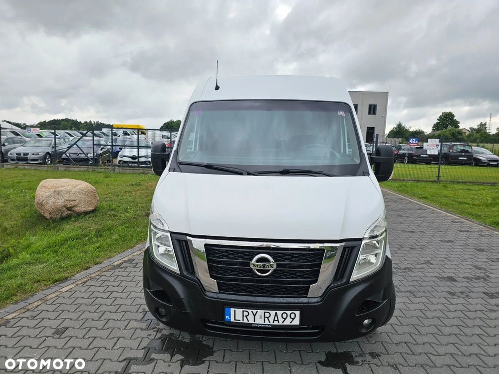 Nissan NV 400 - 4