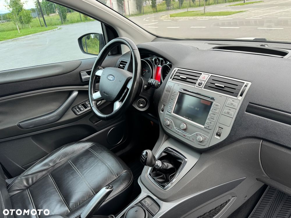 Ford Kuga 2.0 TDCi 4x4 Titanium - 18