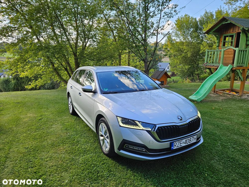Skoda Octavia 2.0 TDI DSG Ultimate - 11
