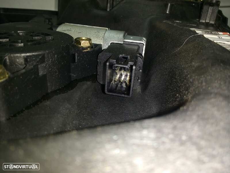 ELEVADOR DE VIDRO FRONTAL DIREITO MAZDA 6 HATCHBACK 2005 -G22C5858X - 3