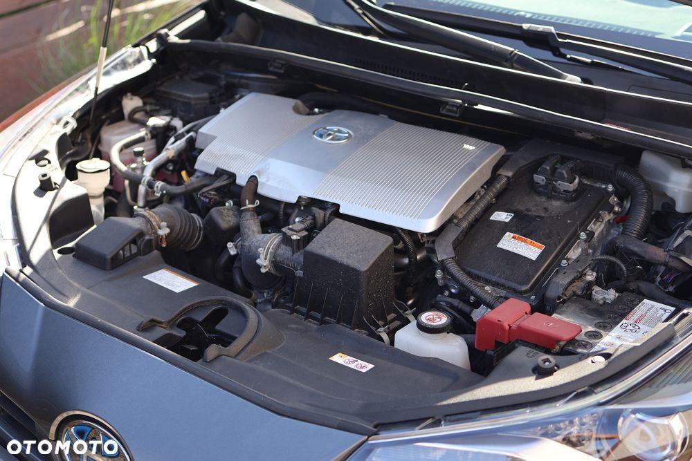 Toyota Prius Hybrid - 20