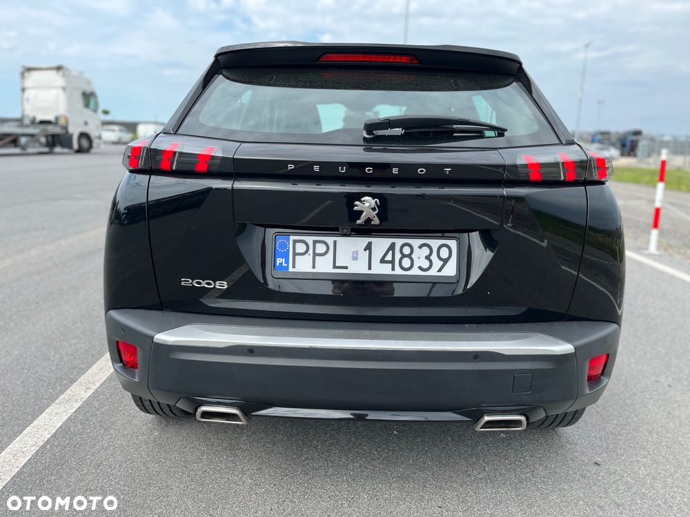 Peugeot 2008 PureTech 130 EAT8 Allure - 6