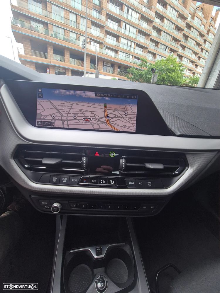 BMW 116 d Auto - 12