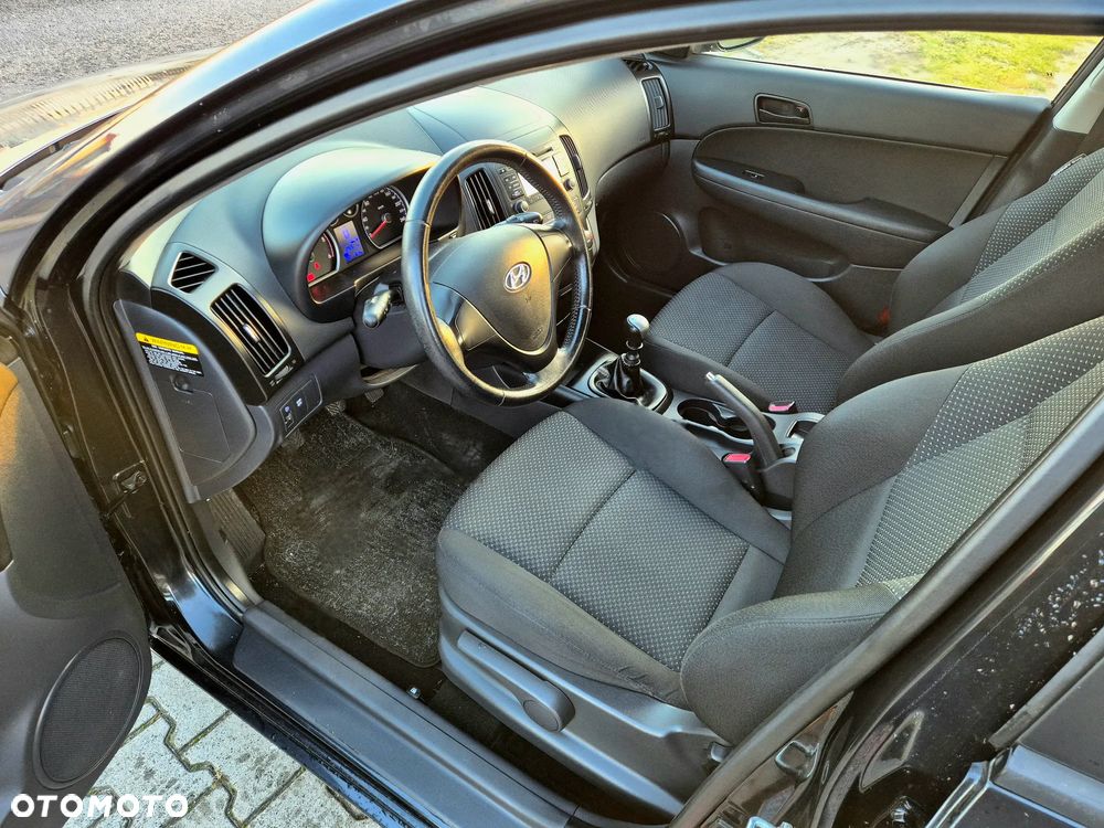 Hyundai i30 1.6 CRDi Comfort World Cup - 5