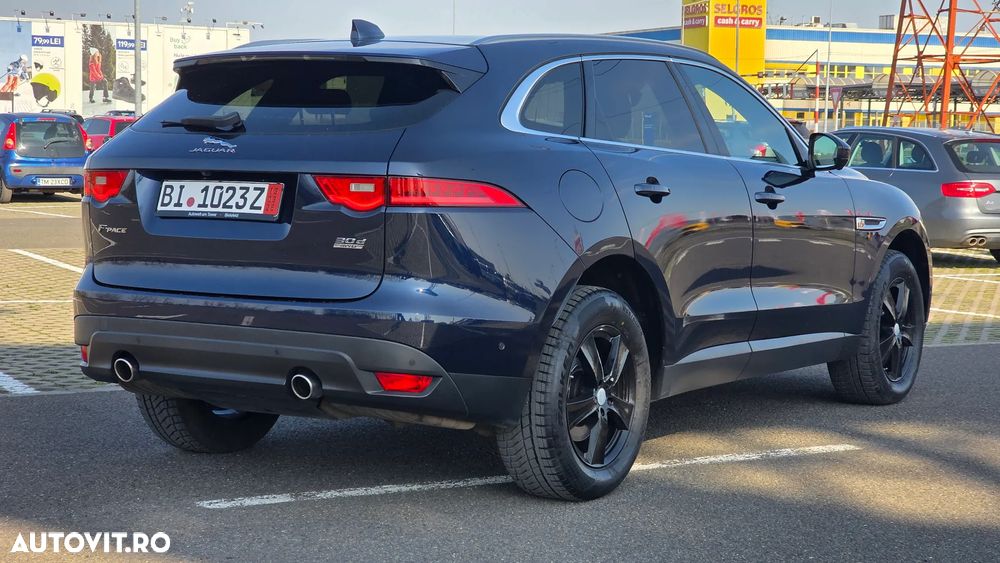 Jaguar F-Pace D300 AWD - 12