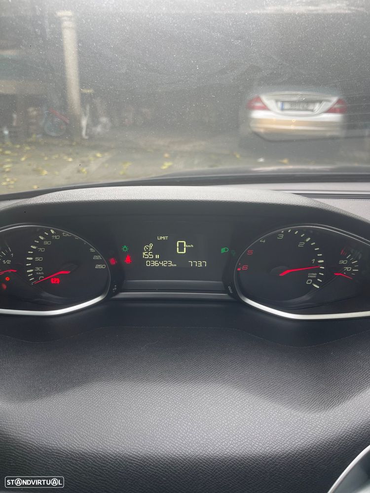 Peugeot 308 1.5 BlueHDi Business Line - 1