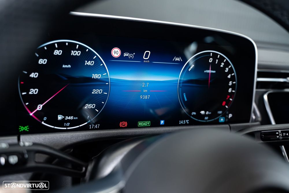 Mercedes-Benz E 300 Standard - 28