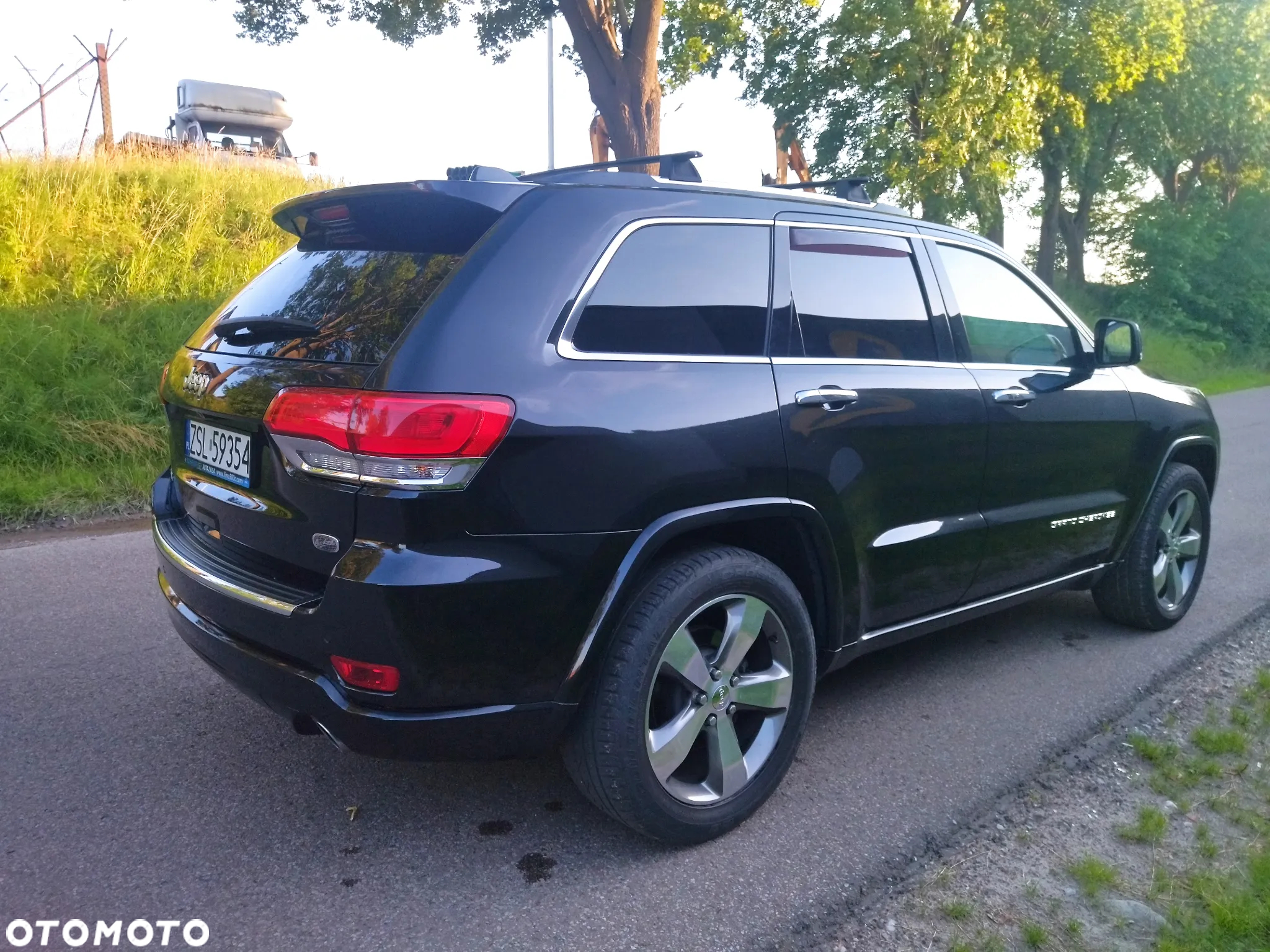 Jeep Grand Cherokee 5.7 V8 HEMI 4WD Automatik Overland
