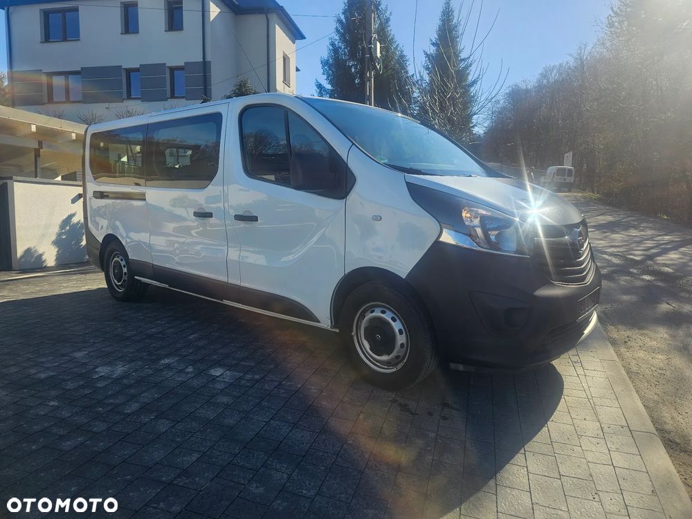 Opel Vivaro - 4