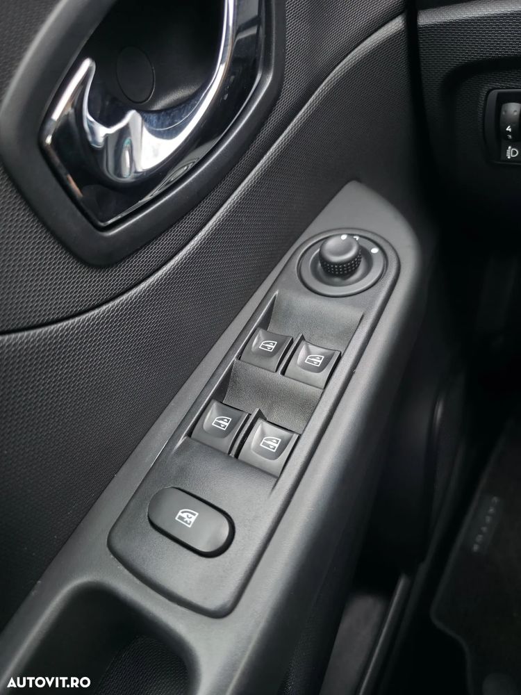 Renault Captur - 16