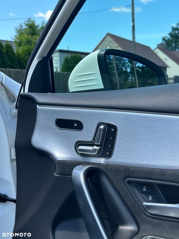 Mercedes-Benz Klasa A 200 AMG Line 7G-DCT - 10