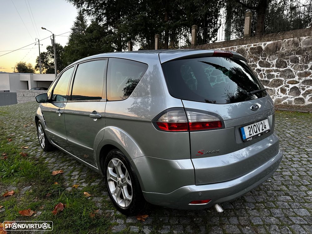 Ford S-Max 2.0 TDCi Titanium 7L - 13