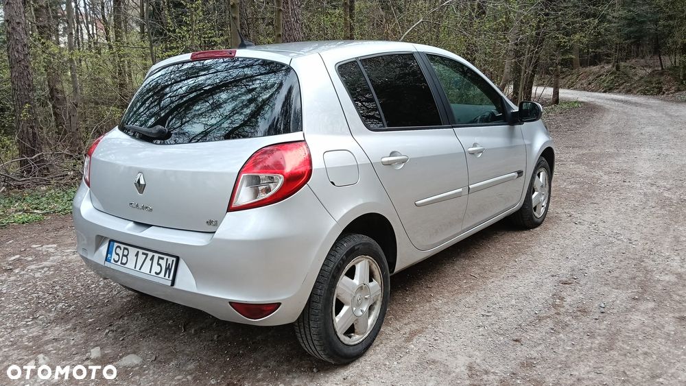 Renault Clio 1.5 dCi 75 Expression - 4