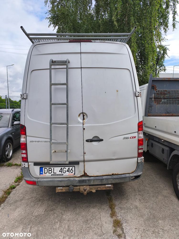 Mercedes-Benz Sprinter - 4
