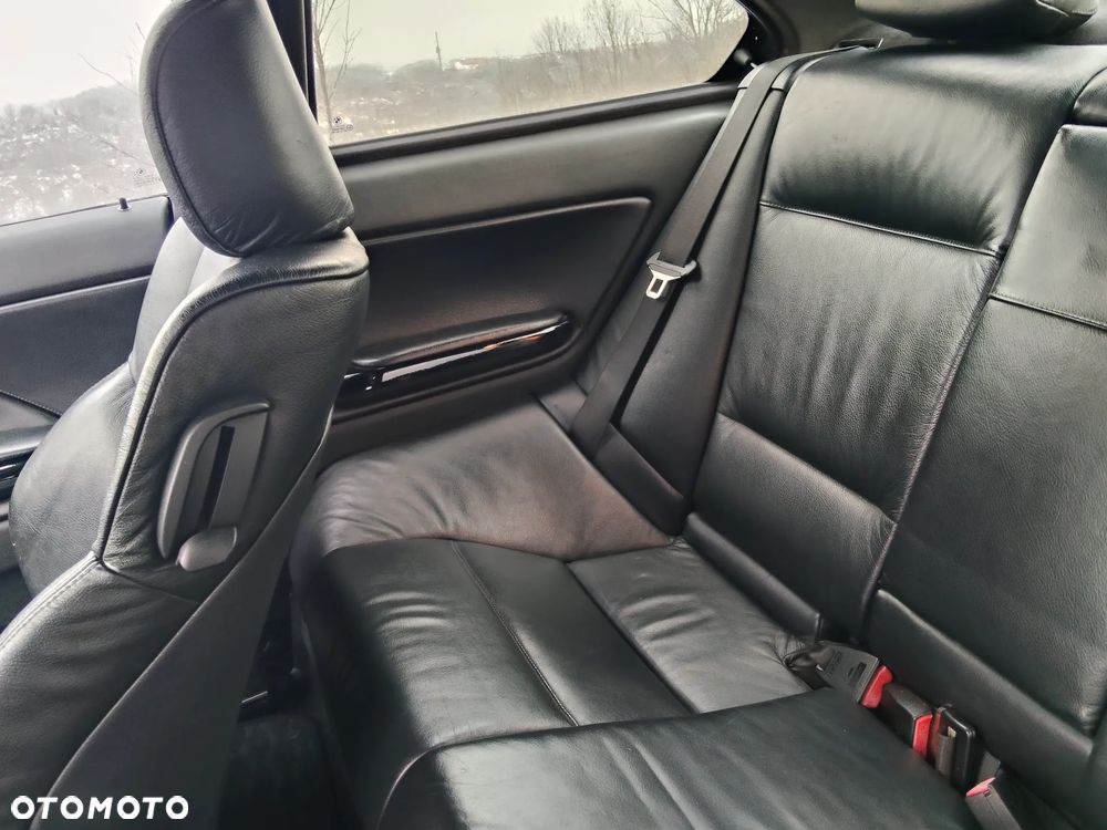 BMW Seria 3 328Ci - 13