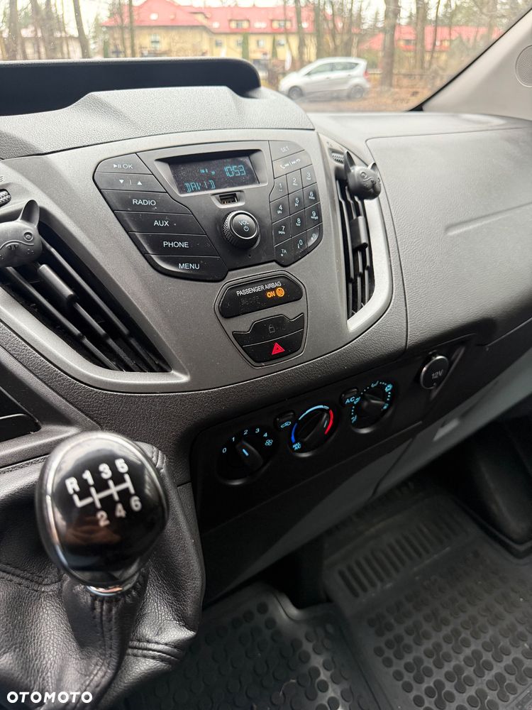 Ford TRANSIT CUSTOM - 10
