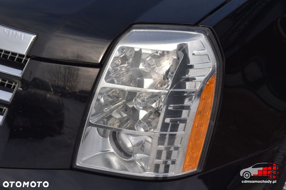Cadillac Escalade - 12