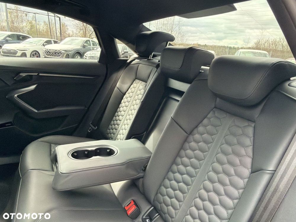 Audi RS3 Limousine TFSI Quattro S tronic - 15