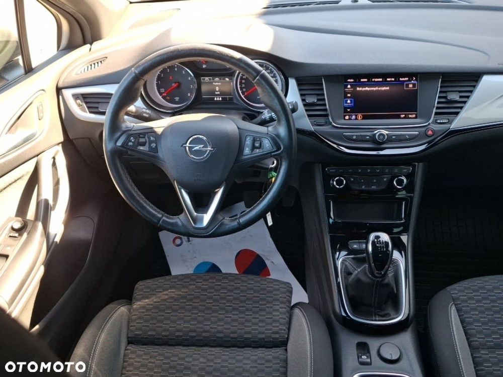 Opel Astra - 8