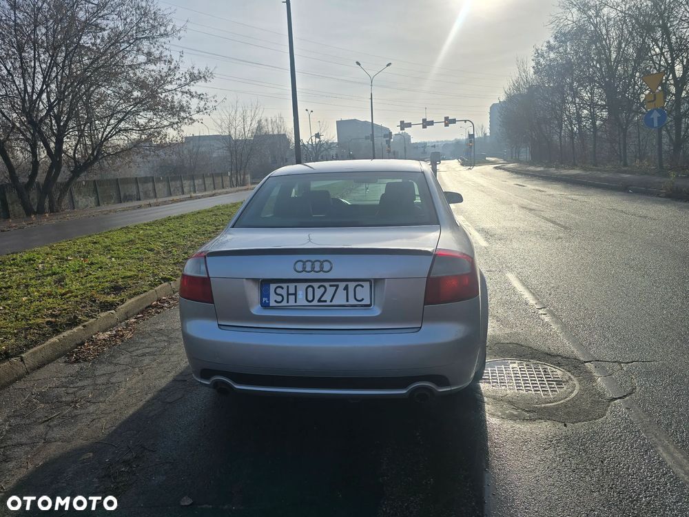 Audi A4 Limousine 1.8T - 16