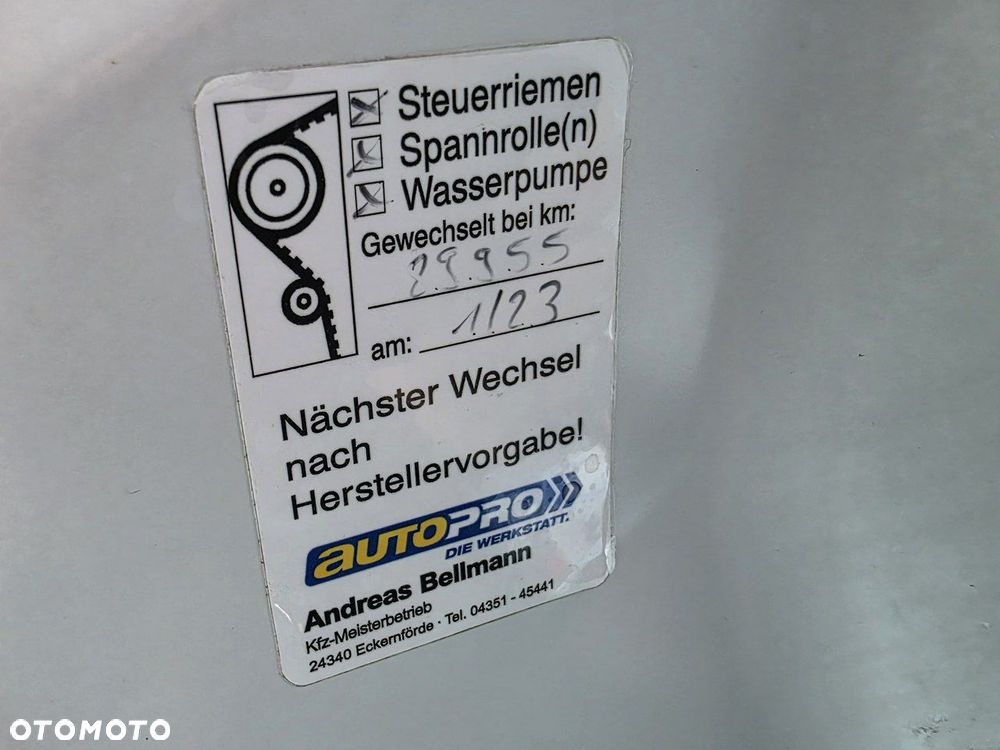 Renault Clio 1.2 16V 75 LIMITED - 8