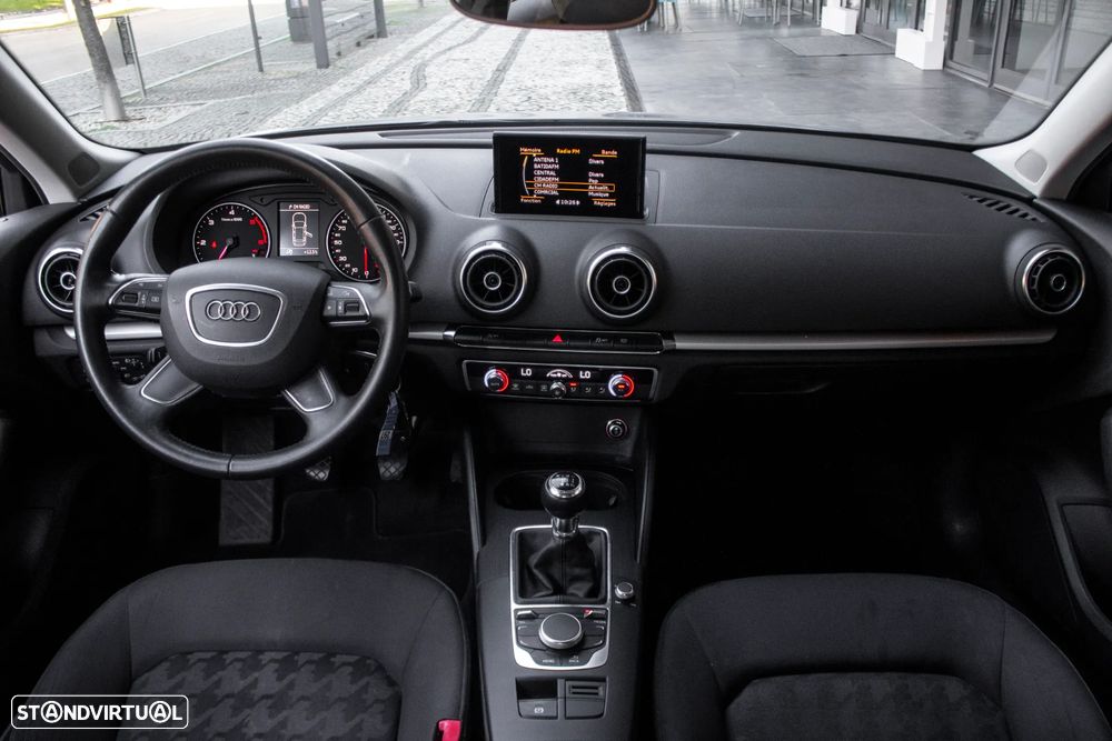 Audi A3 1.6 TDI Attraction - 33