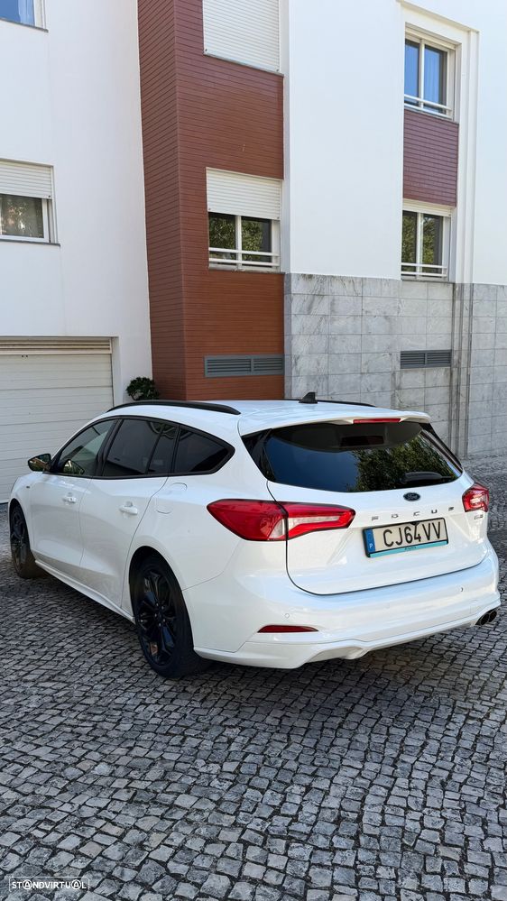 Ford Focus 1.0 EcoBoost Hybrid ST-LINE STYLE - 6