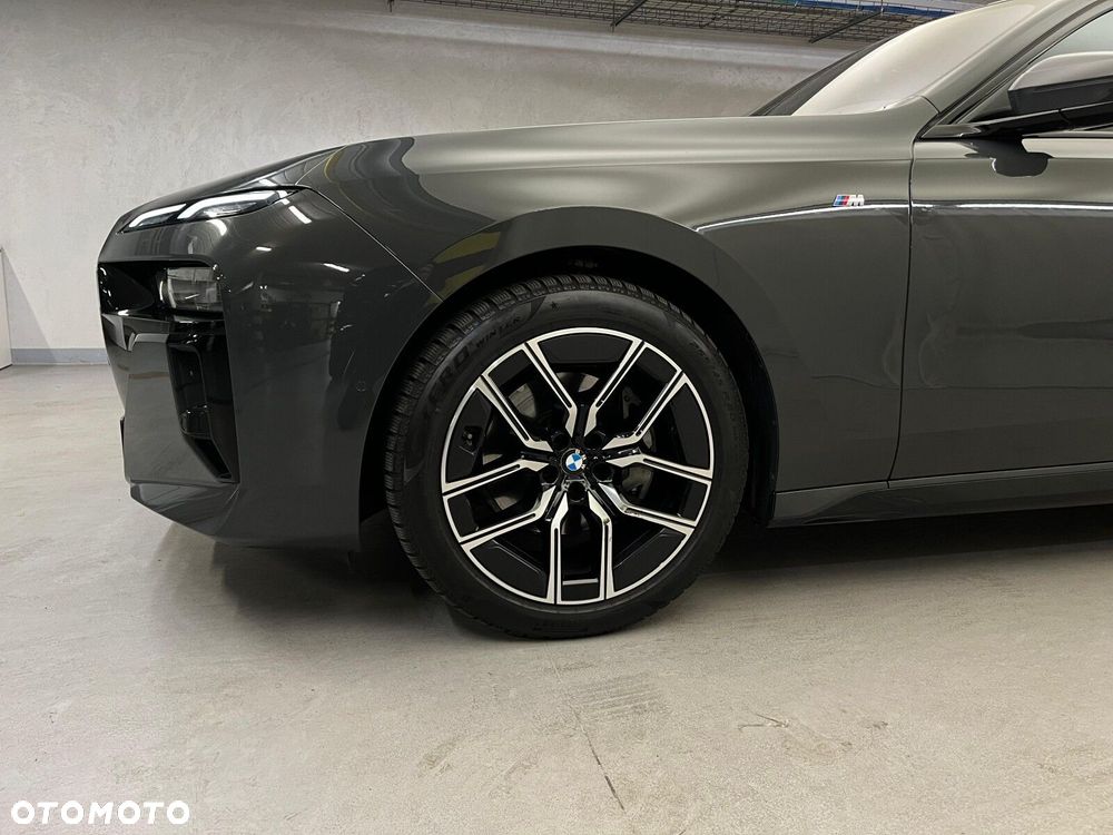 BMW Seria 7 - 14