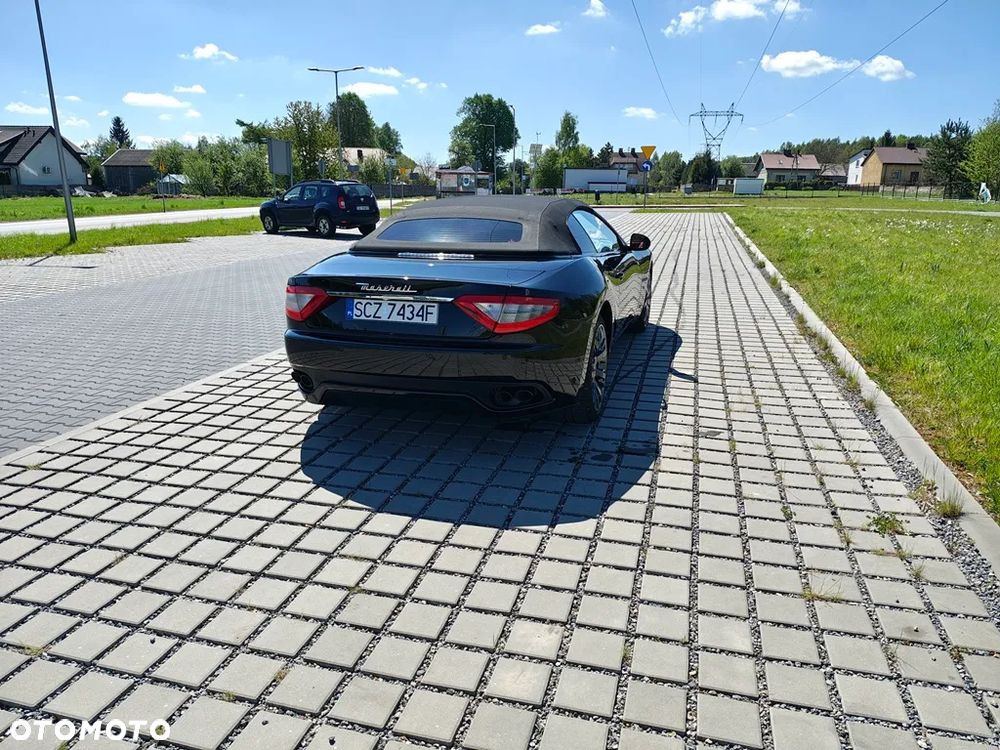 Maserati GranCabrio Sport - 14
