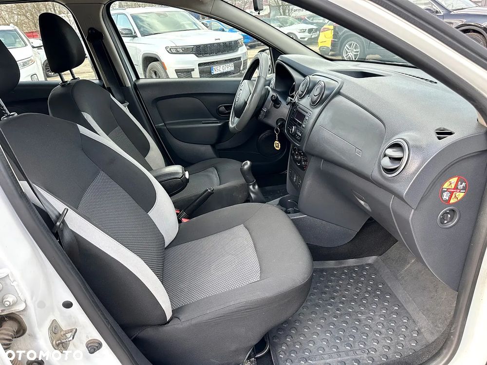 Dacia Sandero 1.5 dCi Laureate S&S - 12
