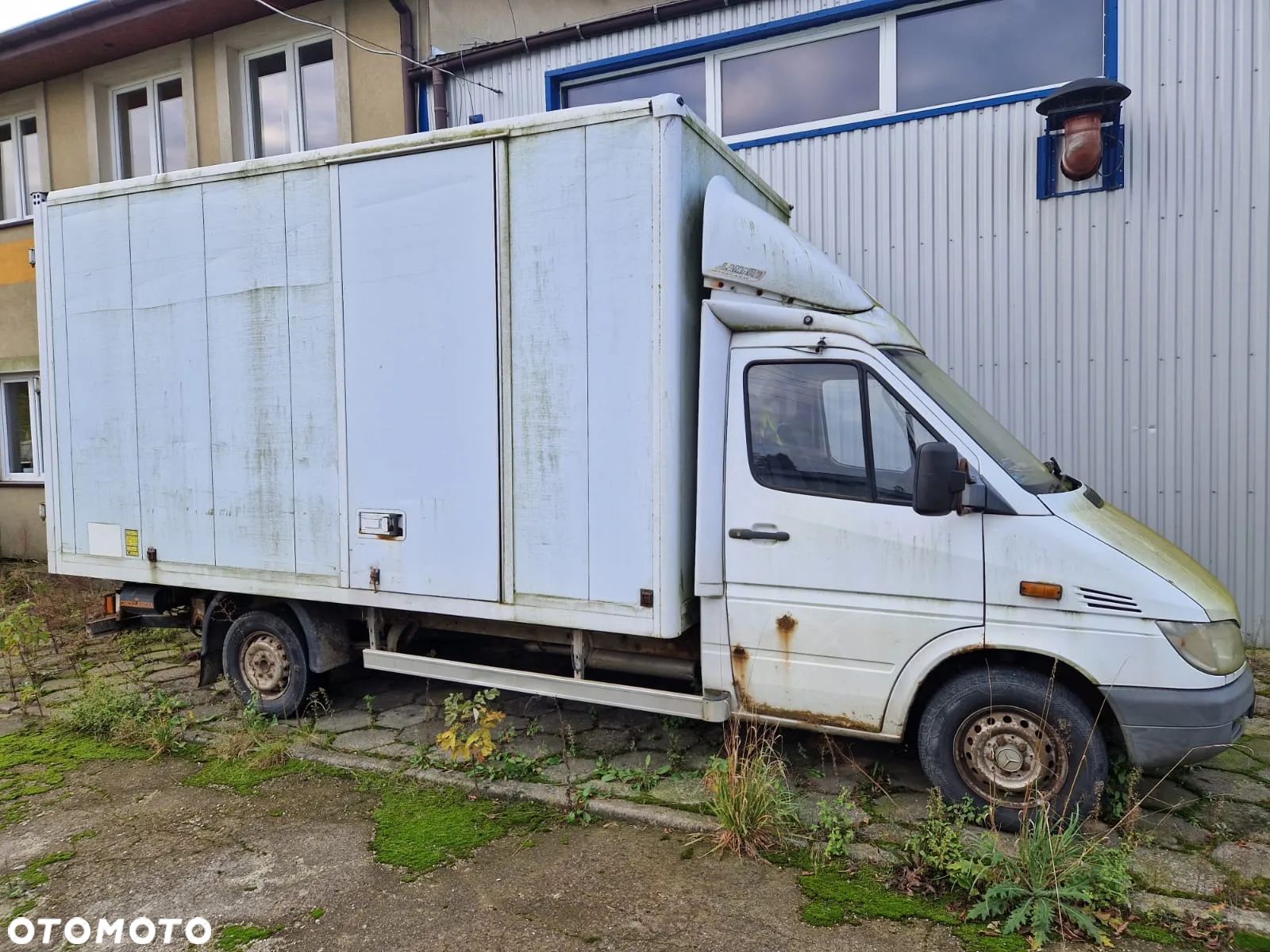 Mercedes-Benz Sprinter - 1