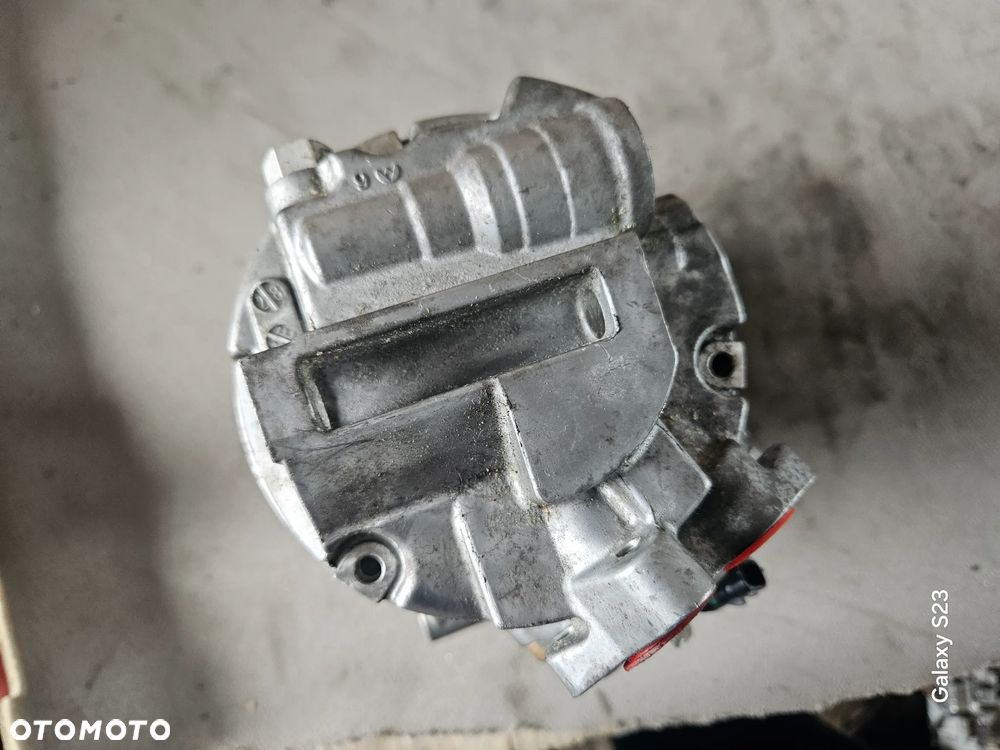 Sprężarka kompresor klimatyzacji Nissan Qashqai J10 1,6 DCI 92600BB60A - 6