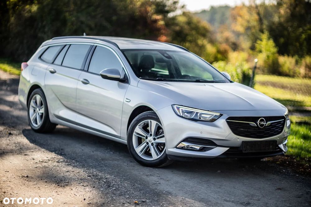 Opel Insignia 2.0 - 10