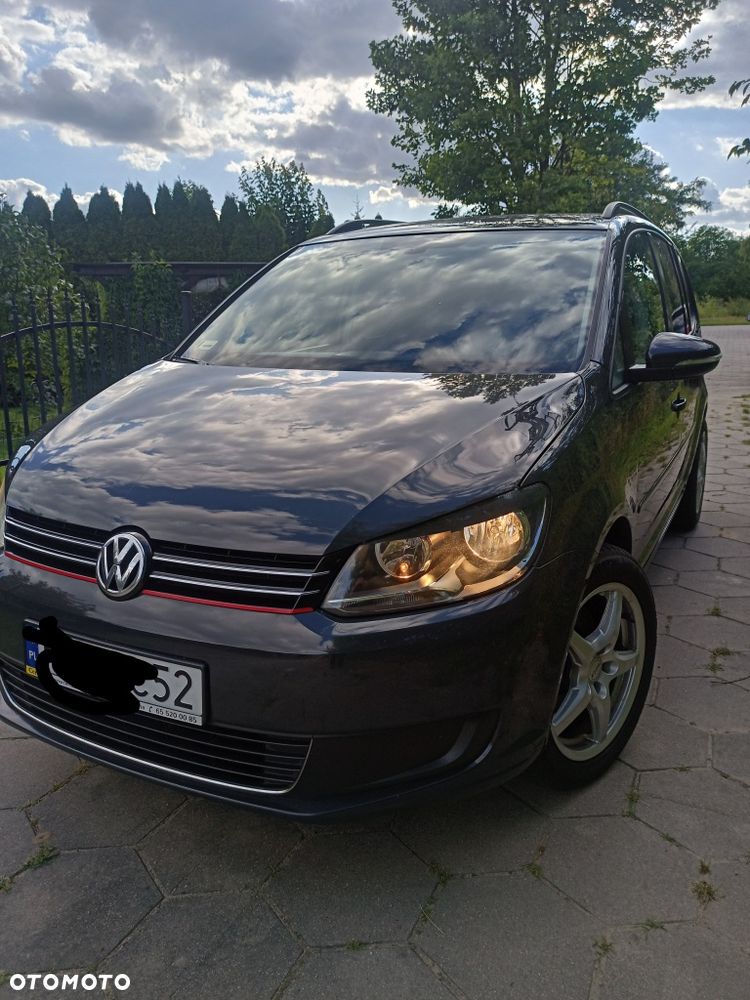 Volkswagen Touran - 1